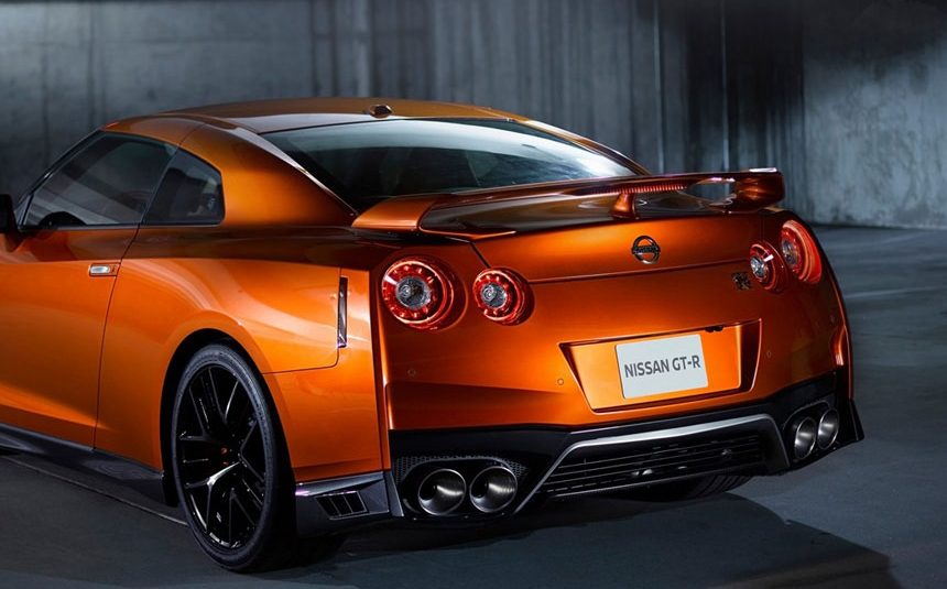 Nissan GT-R Racing and Driving Experience | GTA Exotics