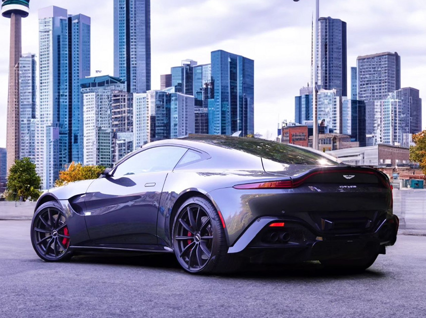 Aston Martin Vantage