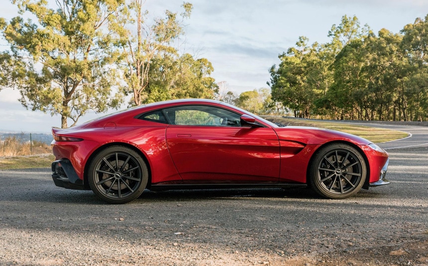 Aston Martin Vantage
