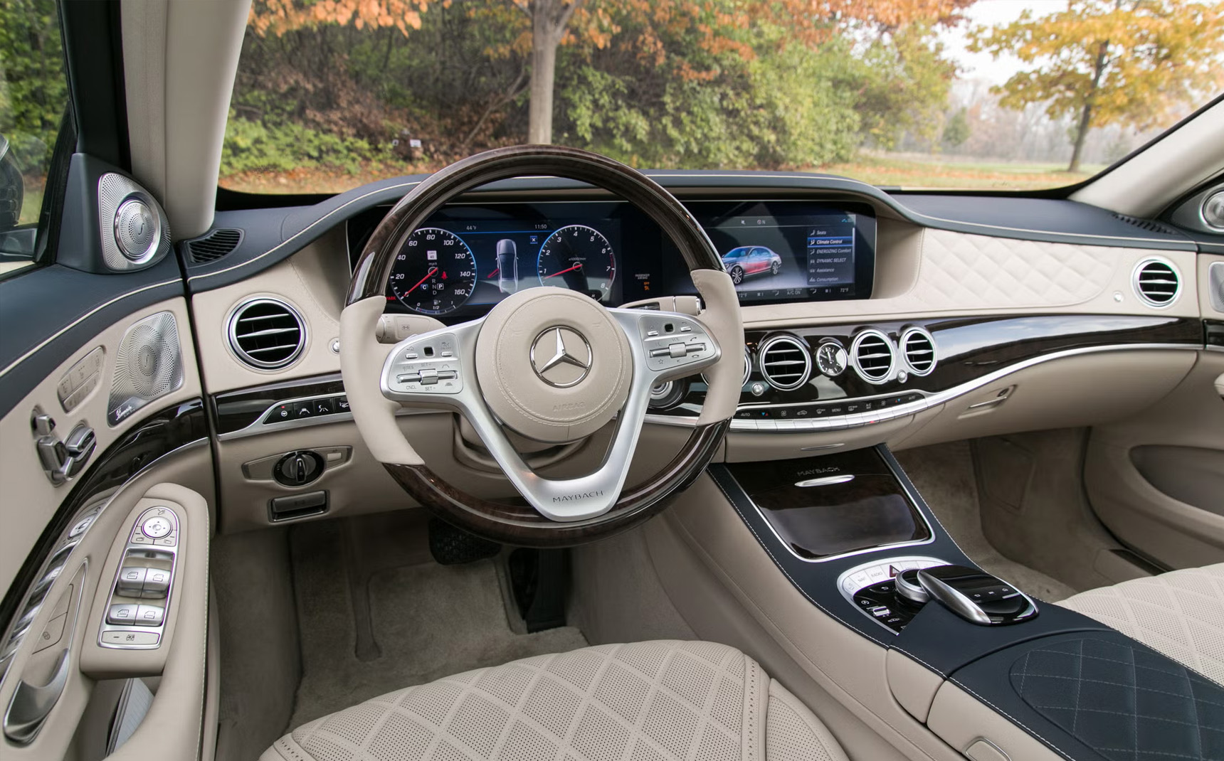 Mercedes-Benz Maybach S560